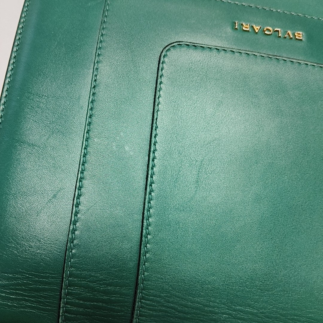 SERPENTI FOREVER Medium Calfskin Green