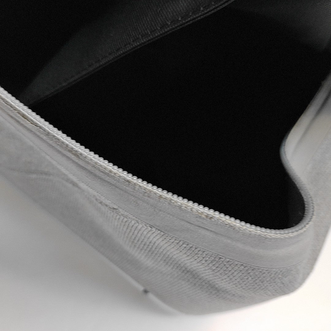 HORIZON Monogram Fabric Gray