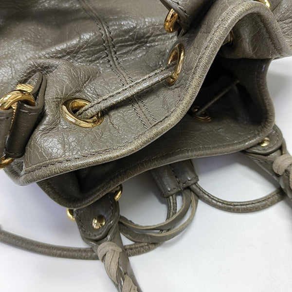 Pompon Bag Lambskin Gray