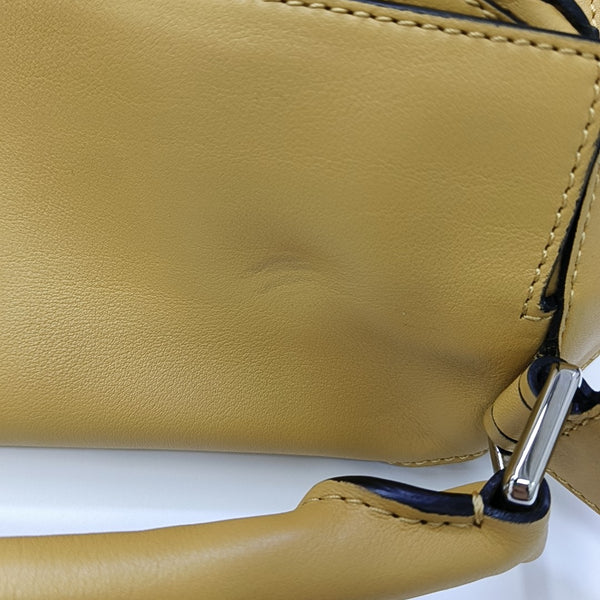 Puzzle Medium Calfskin Yellow