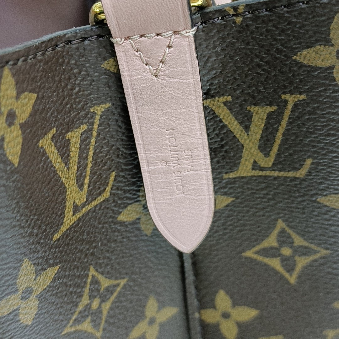 NÉONOÉ MM Monogram Coated Canvas Brown