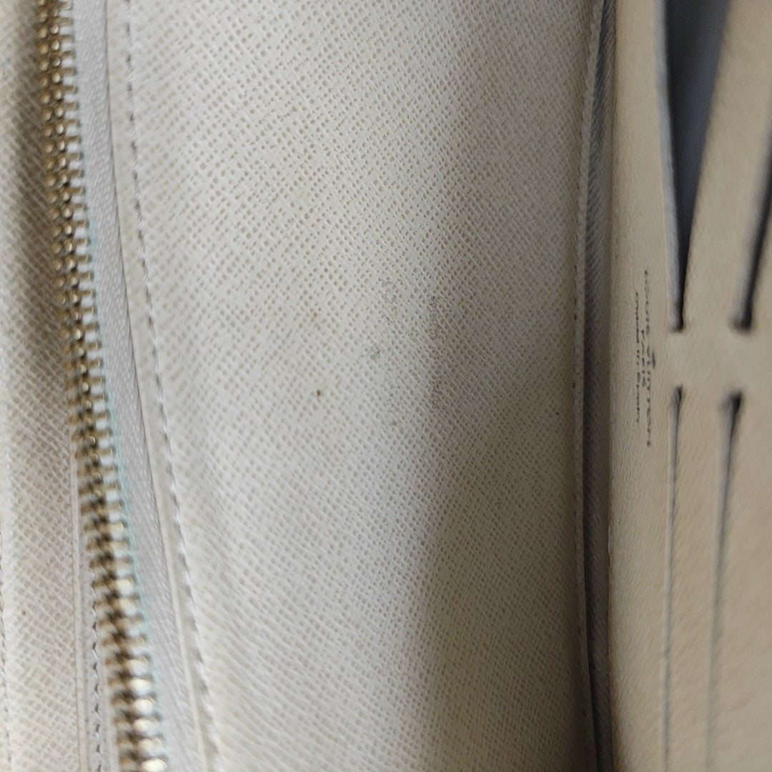 ZIPPY Damier Azur Coated Canvas White Wallet