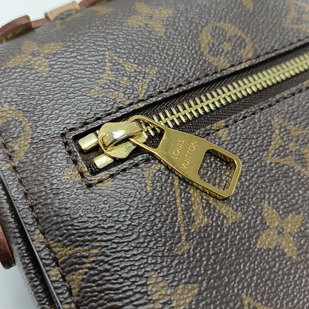 MÉTIS MM Monogram Coated Canvas Brown