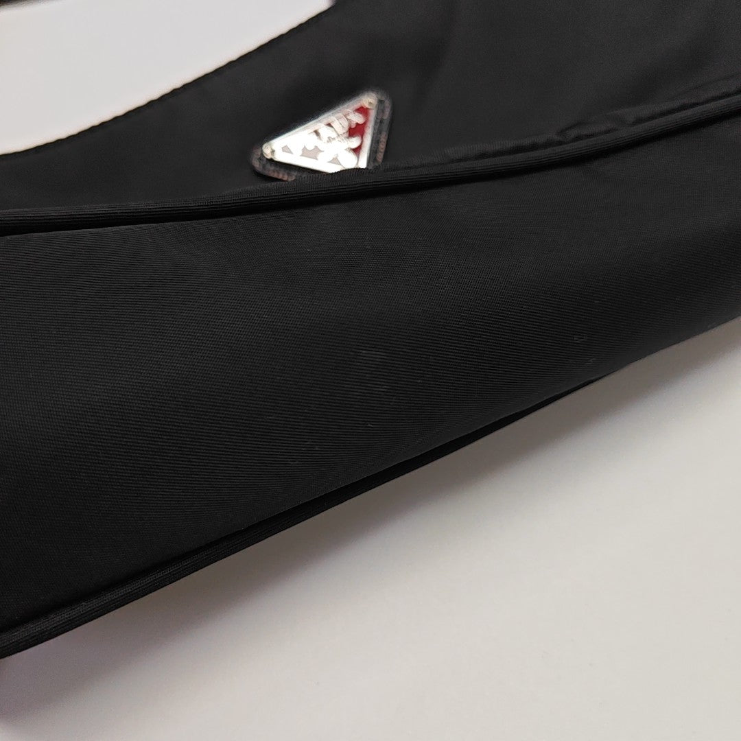 Re-Edition2000 Mini Nylon Black