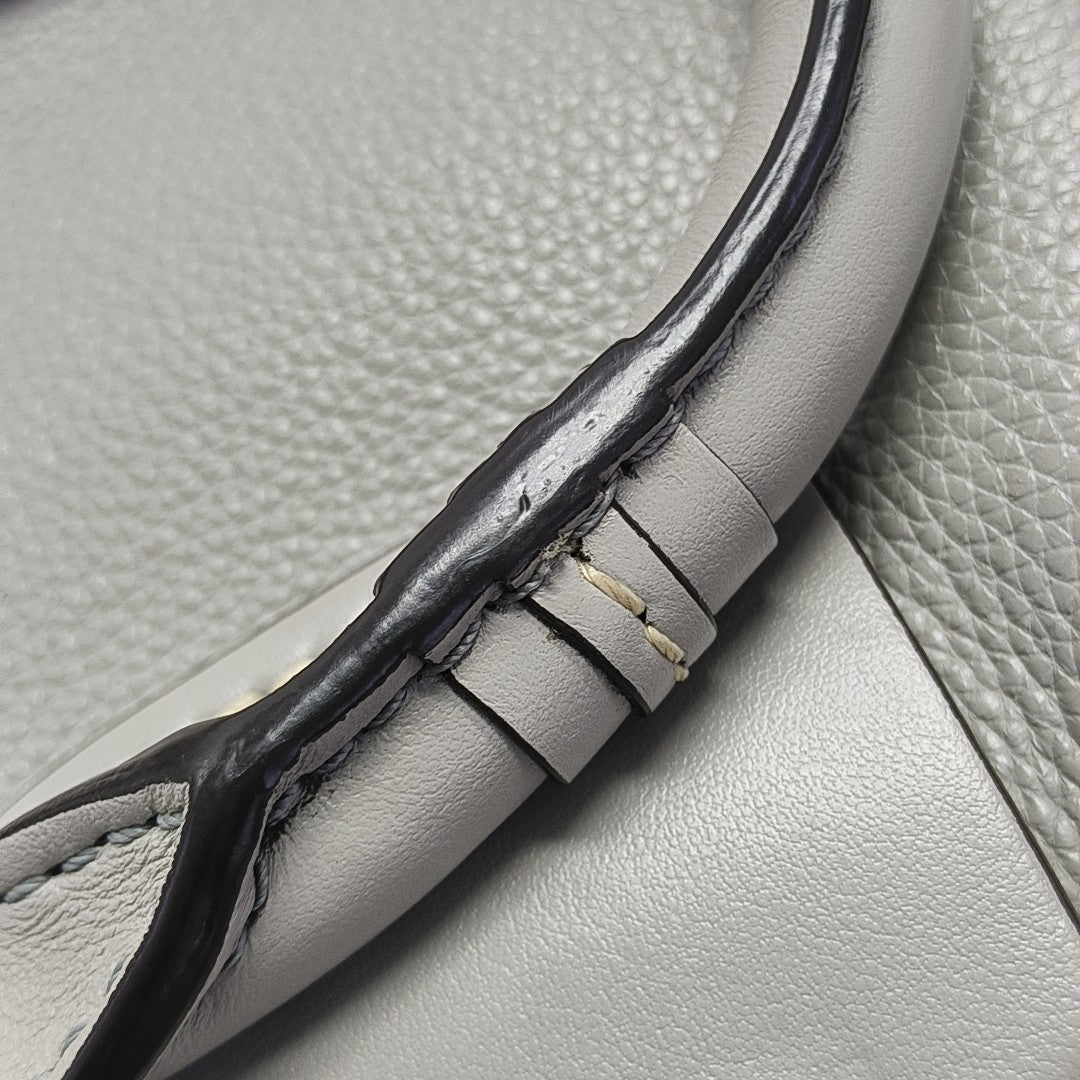 Daria Small Calfskin Gray