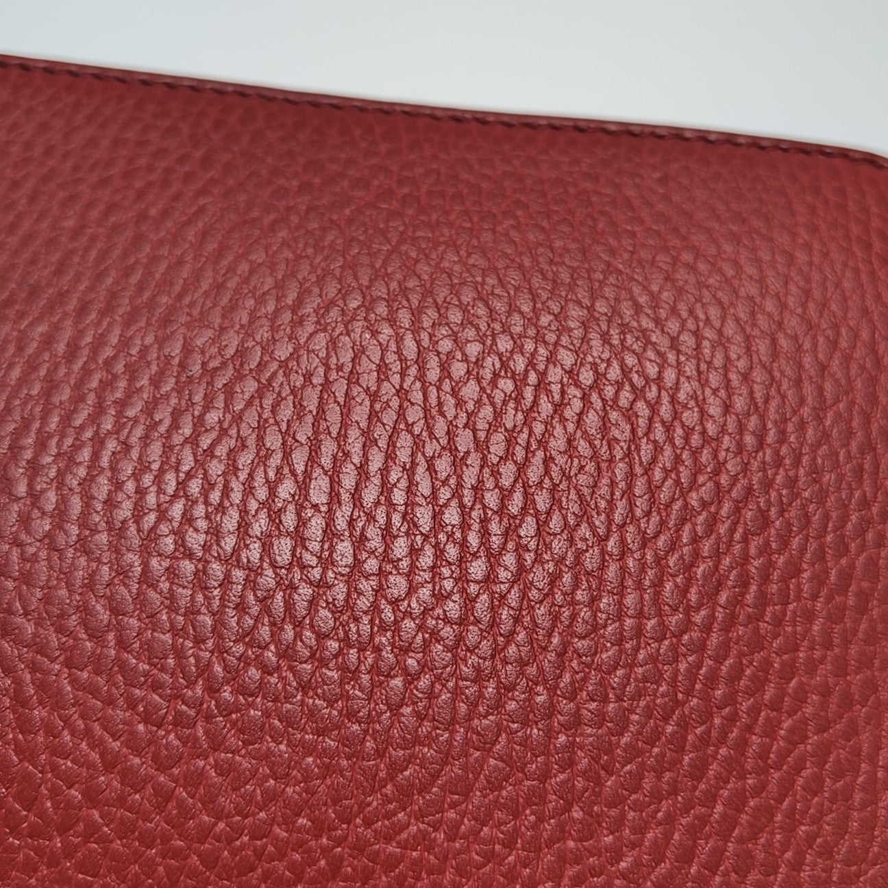 Interlocking G Small Calfskin Red