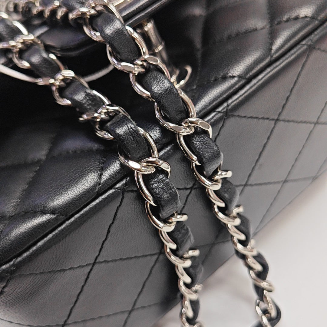 CLASSIC FLAP Mini Quilted Lambskin Black
