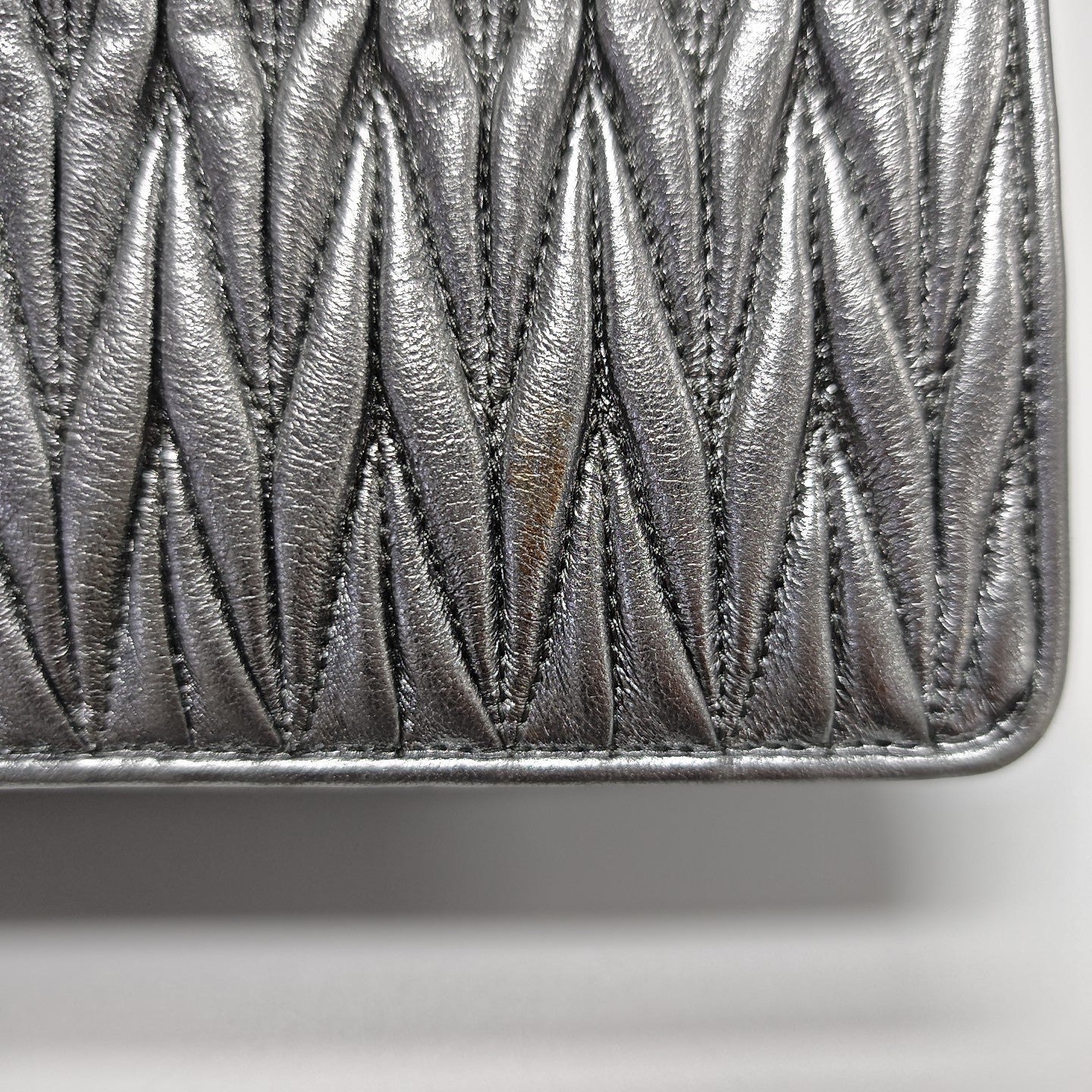 Quilted Lambskin Shoulder Bag Silver