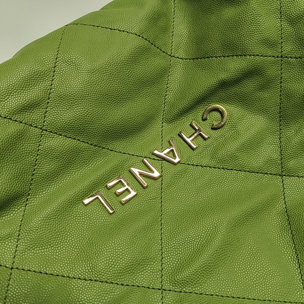 CHANEL 22 Small Quilted Calfskin Green