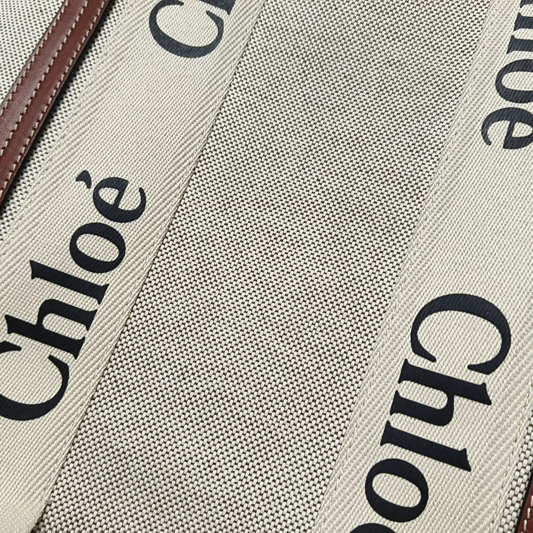 Woody Medium Canvas Beige