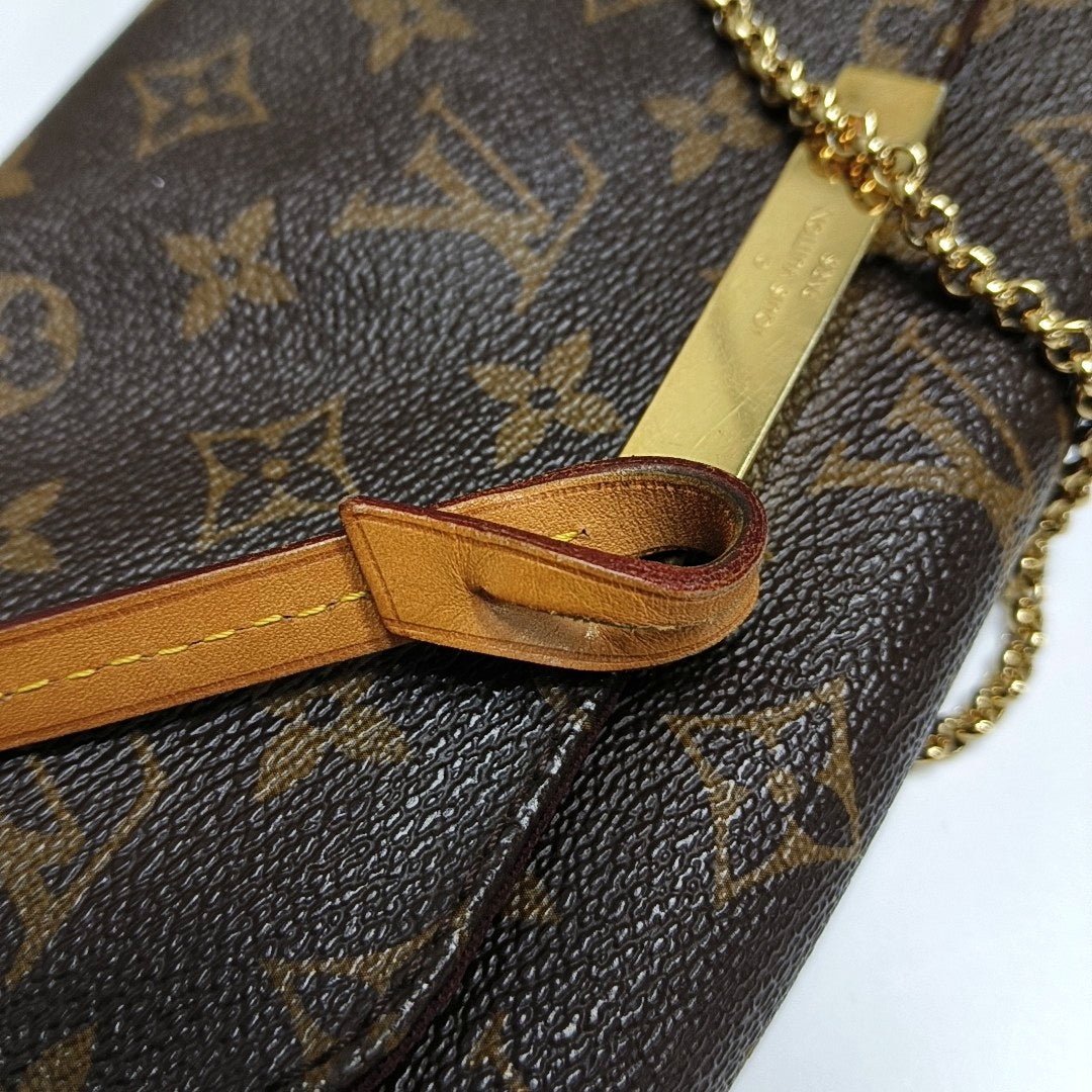 Authenticated pre-owned  FAVORITE PM Monogram Coated Canvas Brown - Crossbody Bag at Looply