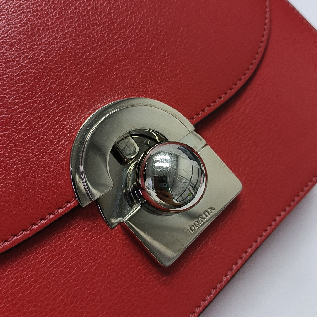 Calfskin Shoulder Bag Red