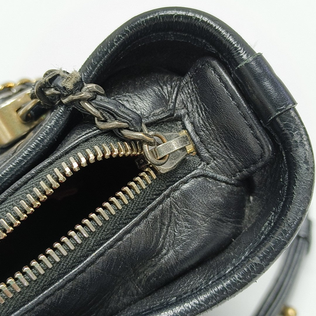 GABRIELLE Small Quilted Calfskin Black