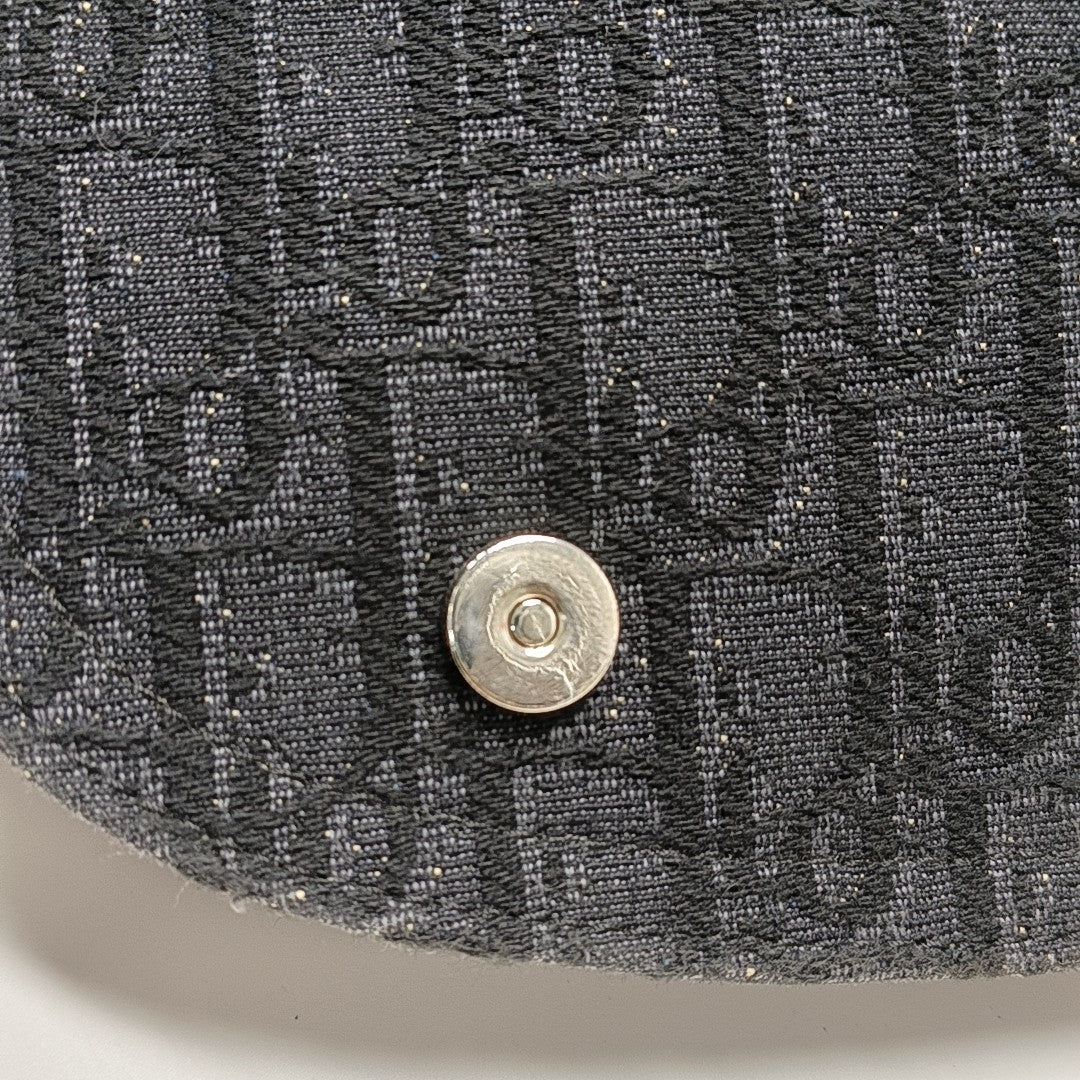 Saddle Medium Oblique Canvas Black