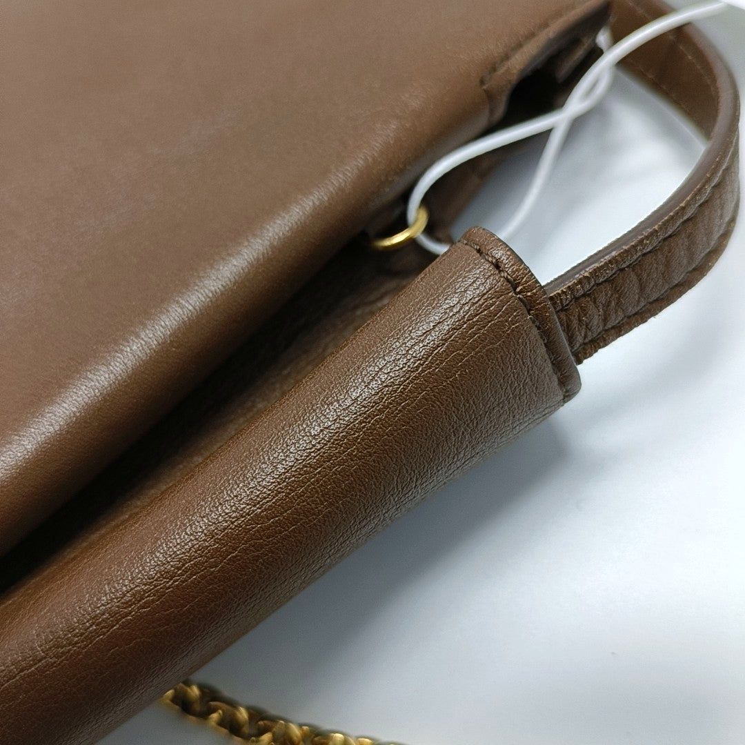 TRI FOLD Calfskin Brown