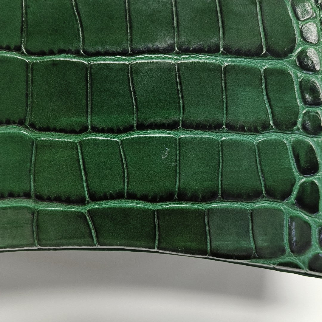 Hourglass S Calfskin Green