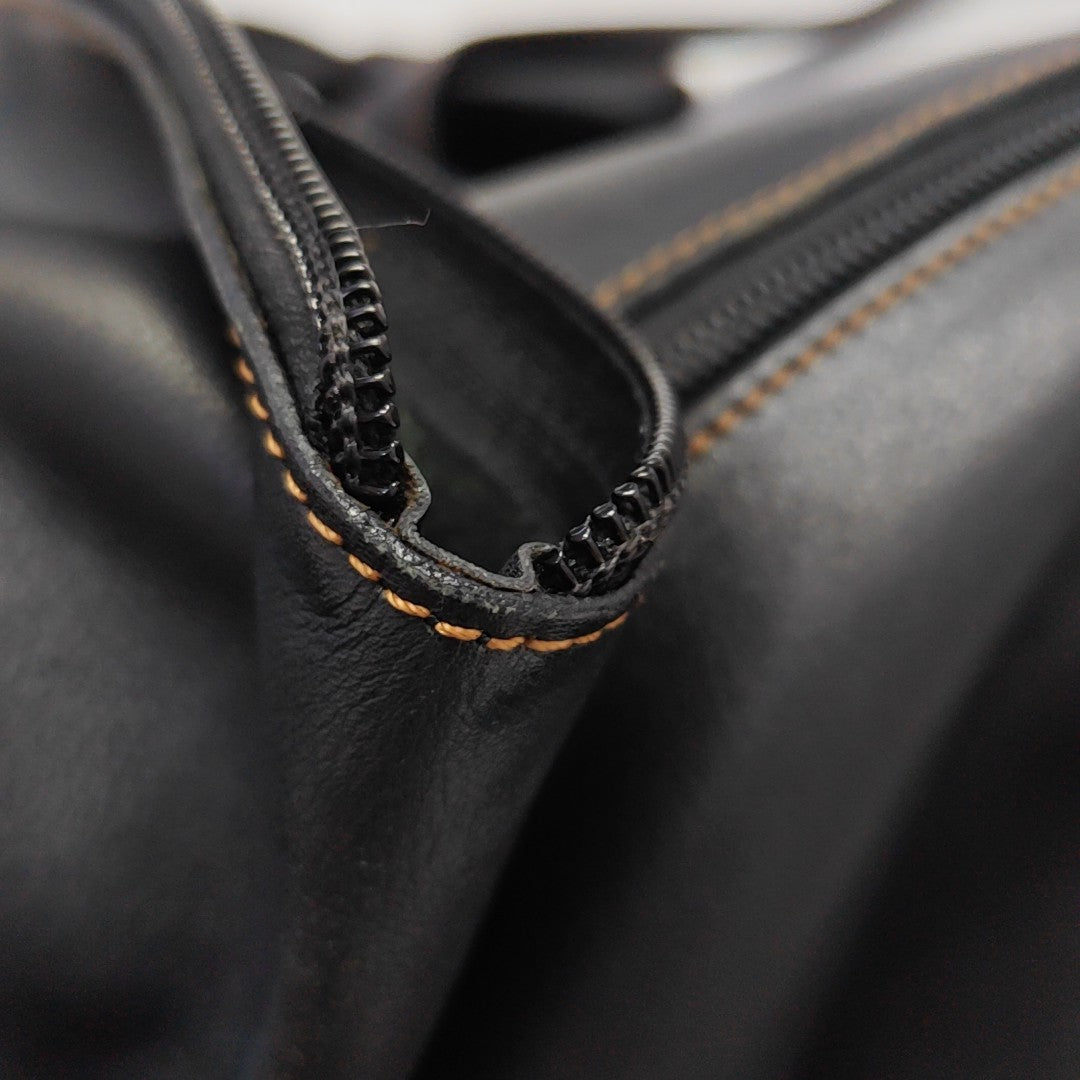 Anton Calfskin Black
