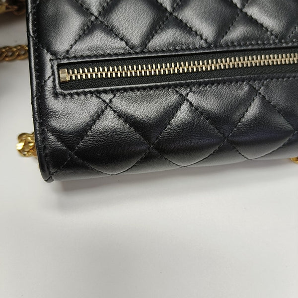Quilted Lambskin Shoulder Bag Black