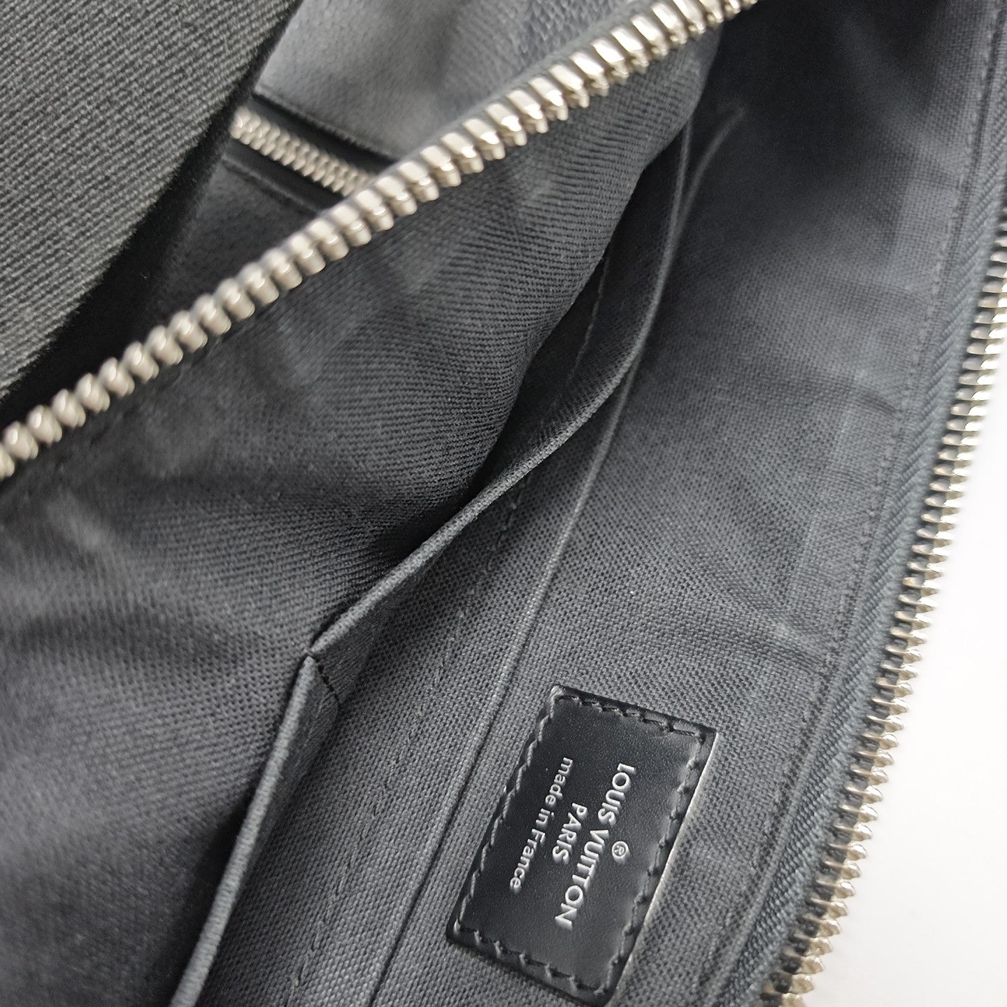 DISCOVERY Damier Graphite Coated Canvas Gray
