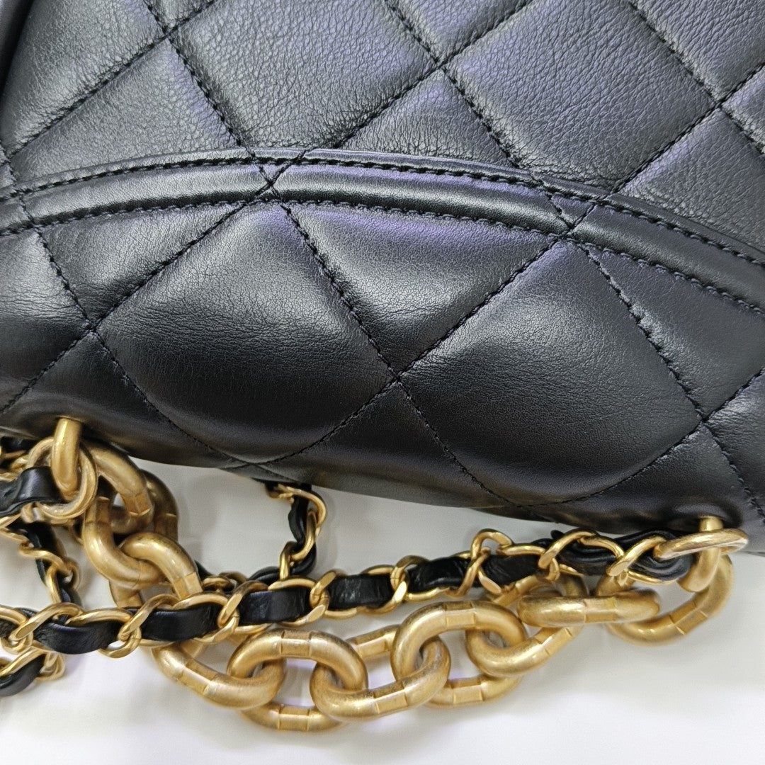 Quilted Calfskin Shoulder Bag Black