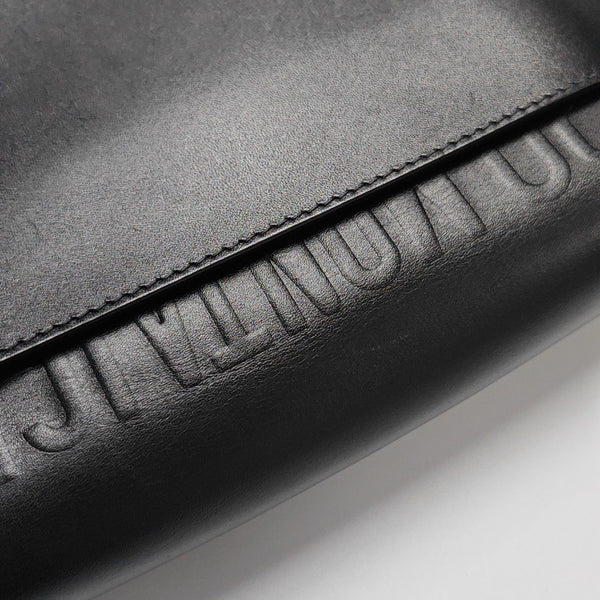 Bobby Medium Calfskin Black