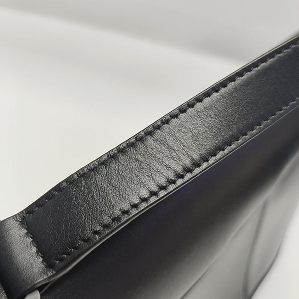 Calfskin Extra Large Black