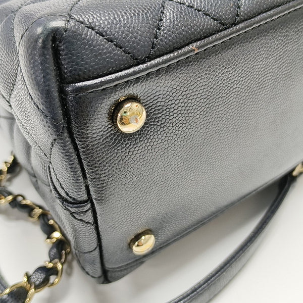 COCO HANDLE Medium Quilted Grained Calfskin Black