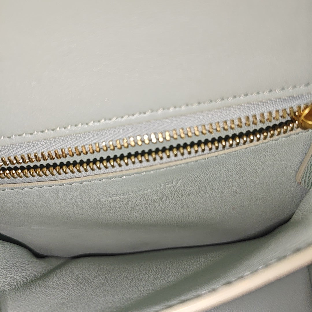 CLASSIC BOX Mini Calfskin Green