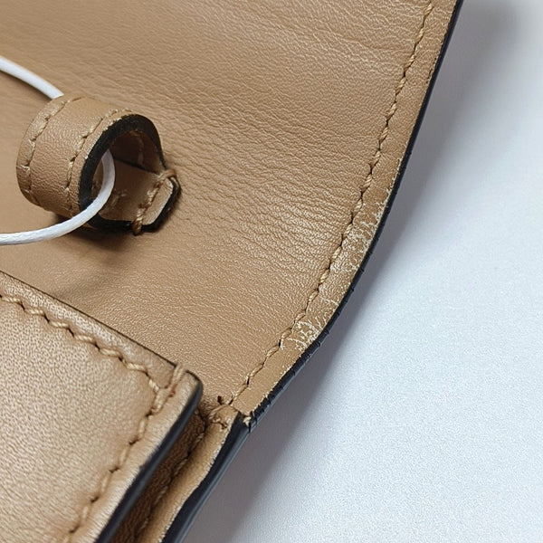 Authenticated pre-owned  Interlocking G Calfskin Beige - Crossbody Bag at Looply