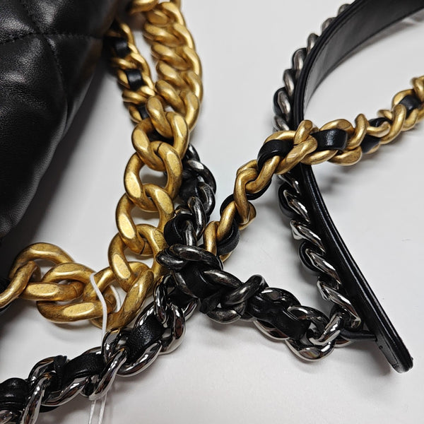 CHANEL 19 Medium Quilted Lambskin Black