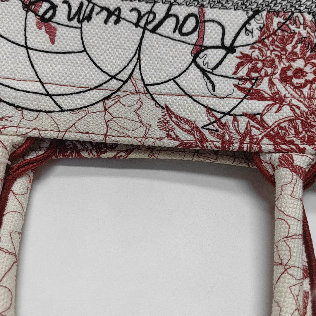 Book Tote Medium Fabric Red
