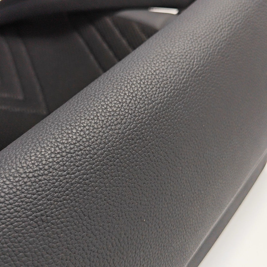 Takeoff Calfskin Black