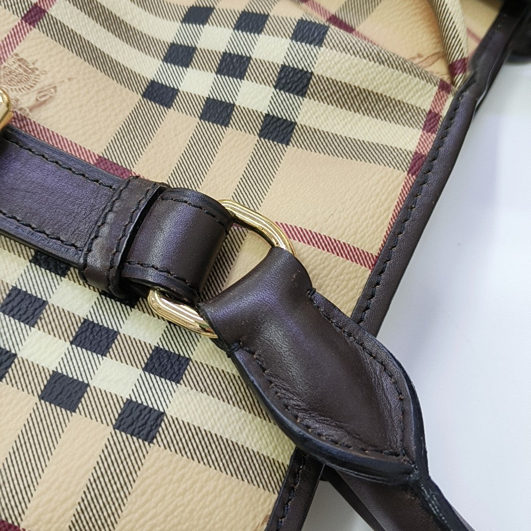 Northfield Coated Canvas Beige