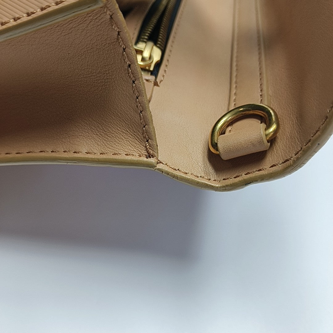 Calfskin Beige