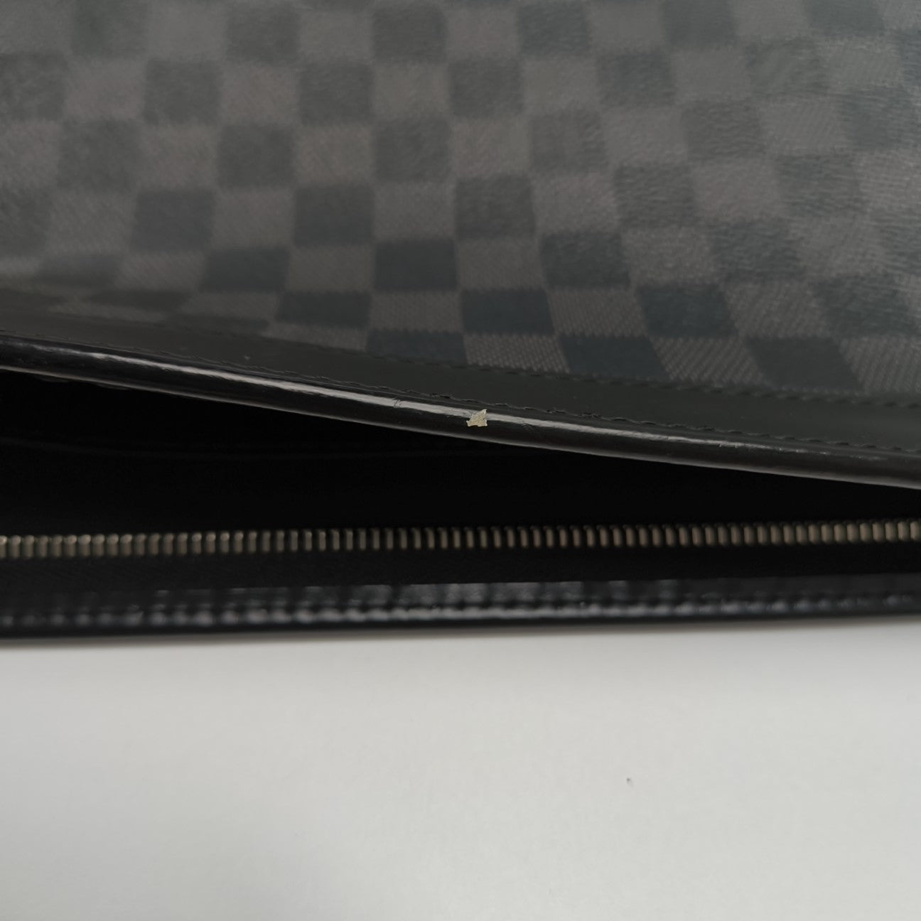 Pochette Voyag GM Damier Graphite Coated Canvas Gray