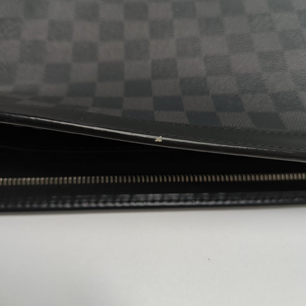 Pochette Voyag GM Damier Graphite Coated Canvas Gray
