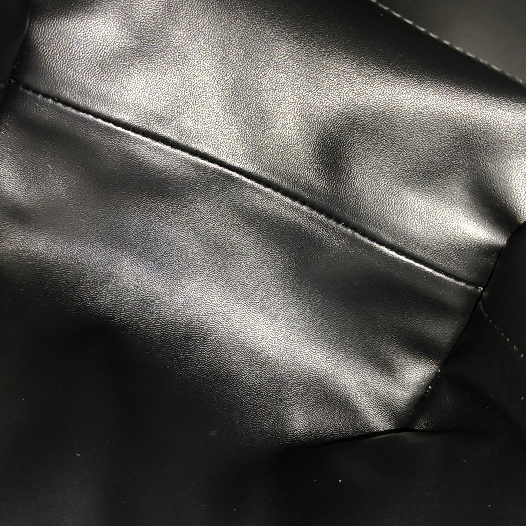 Toujours Small Cannage Calfskin Black