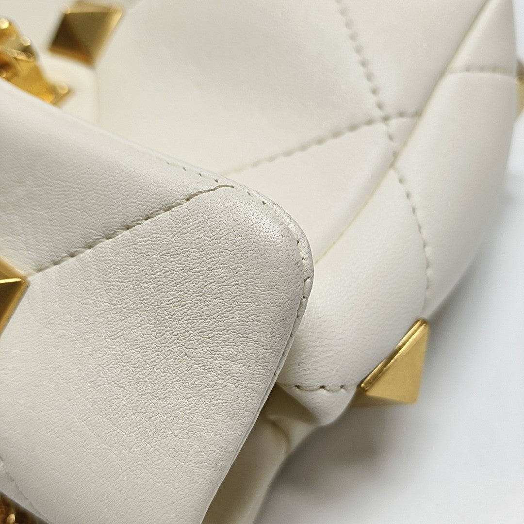Roman Stud Small Quilted Lambskin White