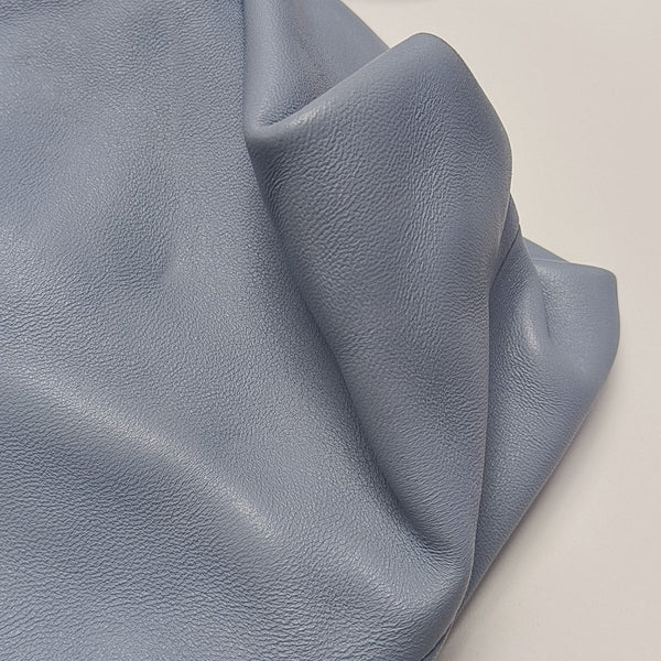 BV Trine Lambskin Blue