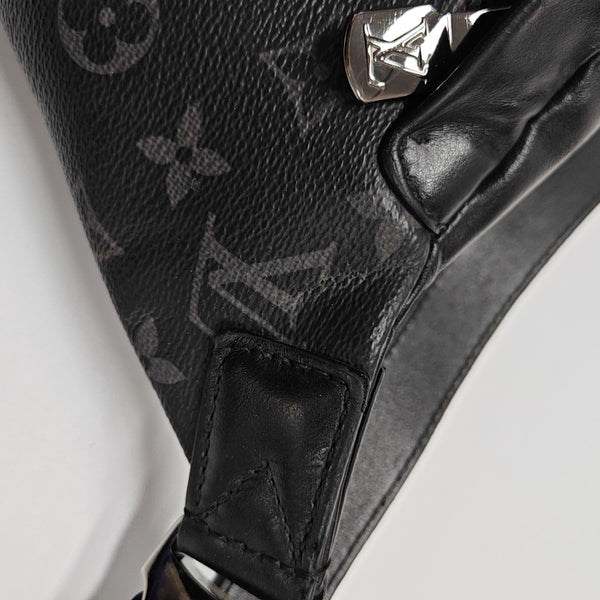 DISCOVERY Monogram Coated Canvas Black