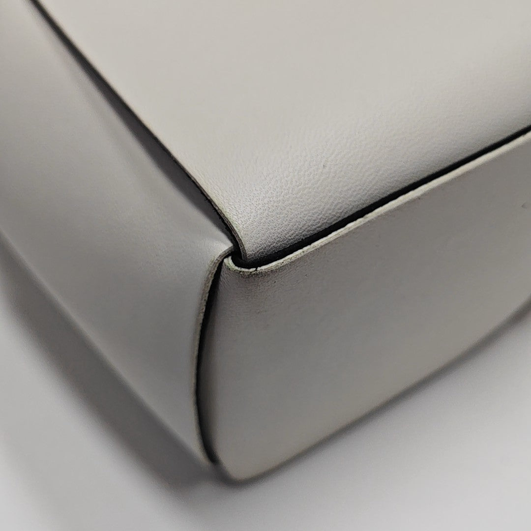 Arco Medium Calfskin White
