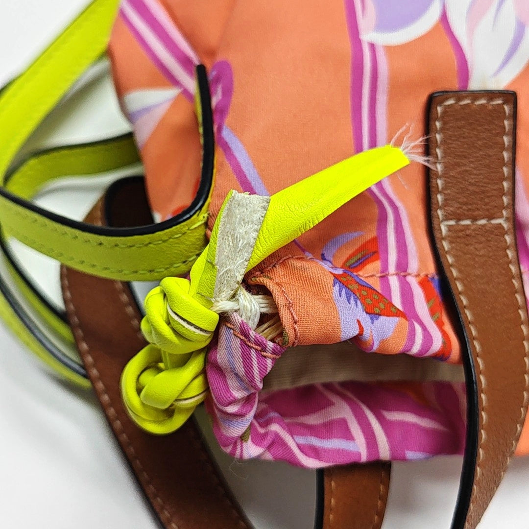 Authenticated pre-owned  Hammock Canvas Multicolor - Bucket Bag at Looply