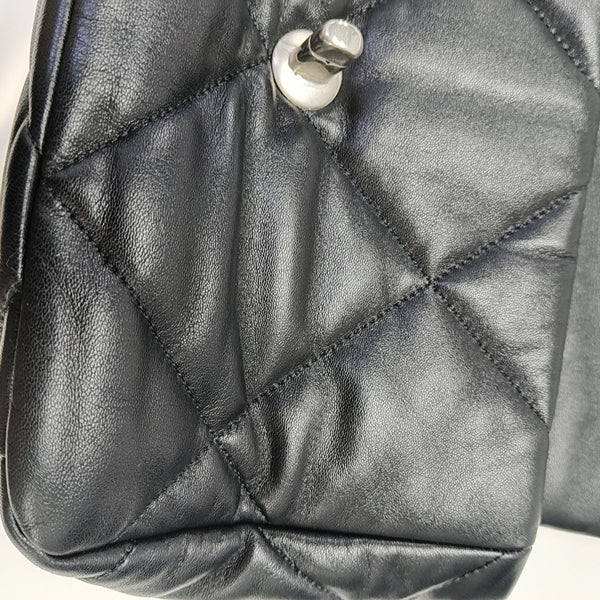 CHANEL 19 Small Quilted Lambskin Black