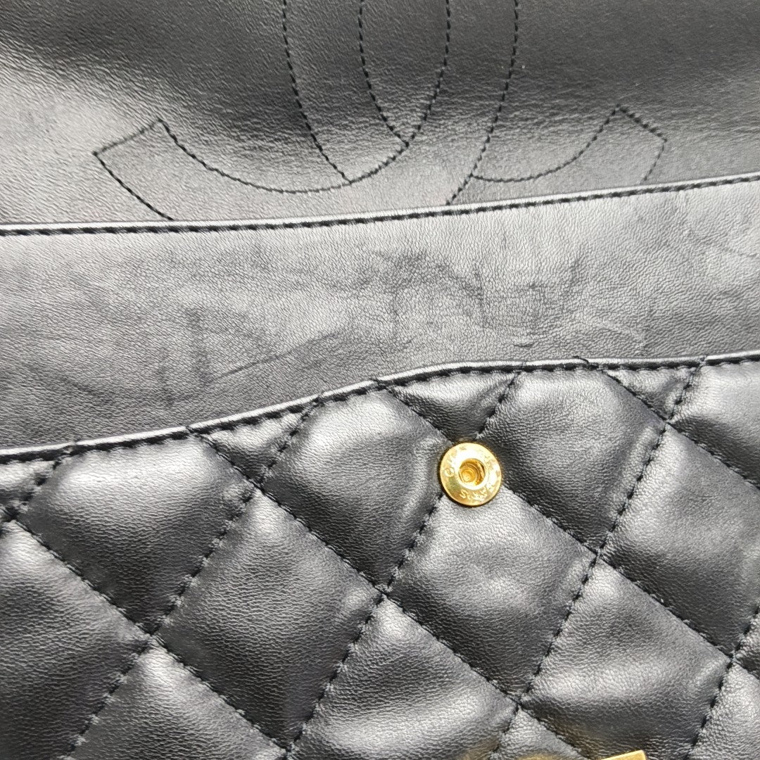 2.55 Maxi Quilted Lambskin Black