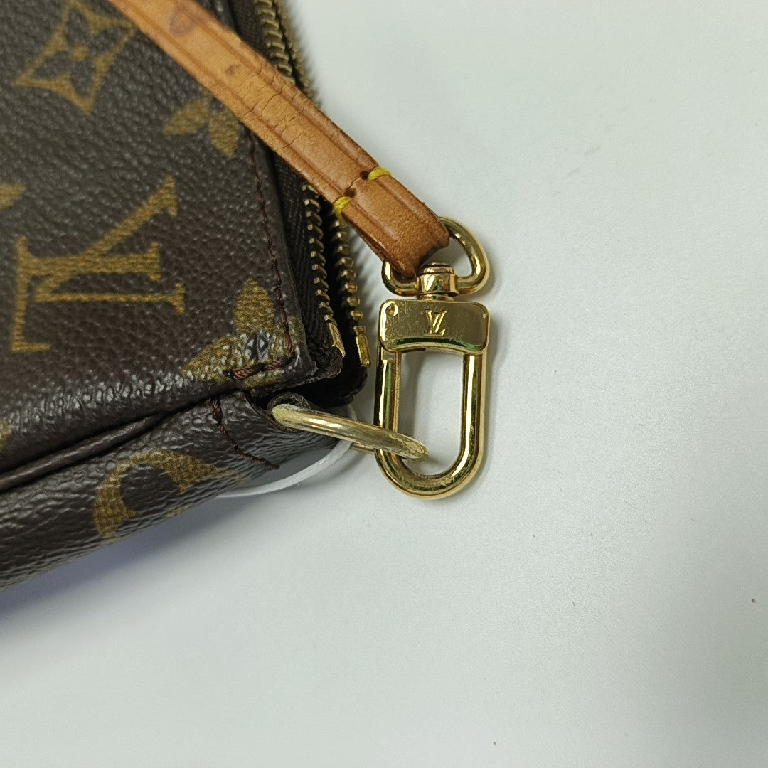 ACCESSOIRES Monogram Coated Canvas Brown