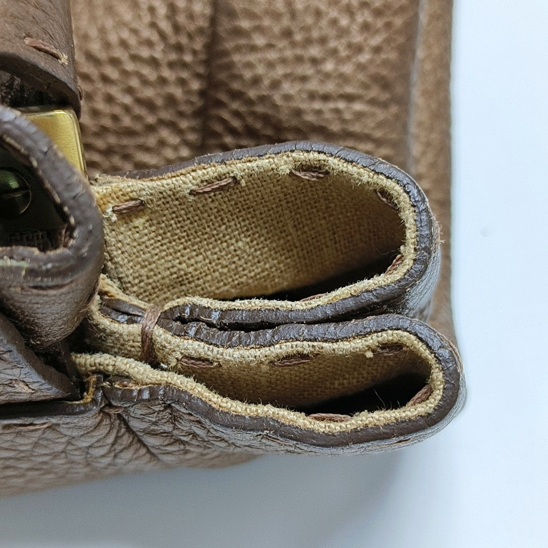 Peekaboo Calfskin Brown