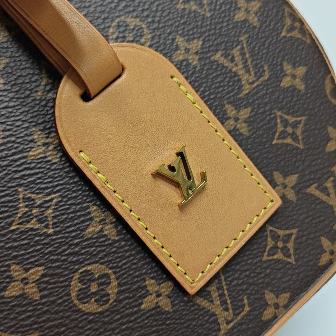 BOITE CHAPEAU PM Monogram Coated Canvas Brown