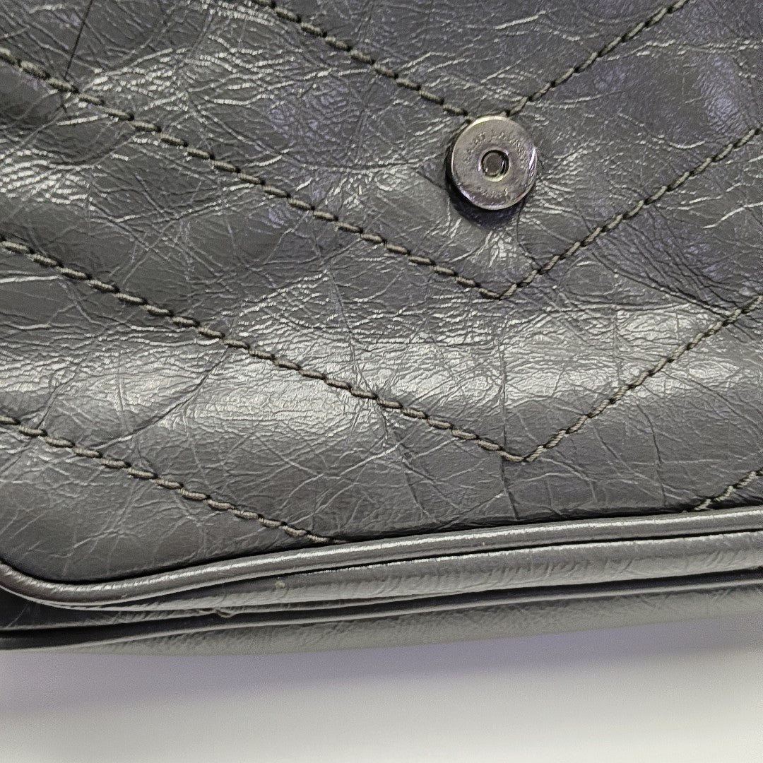 NIKI Small Chevron Calfskin Gray