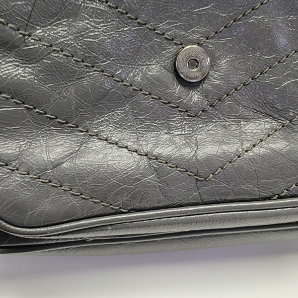 NIKI Small Chevron Calfskin Gray