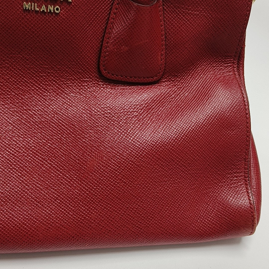 Calfskin Shoulder Bag Red